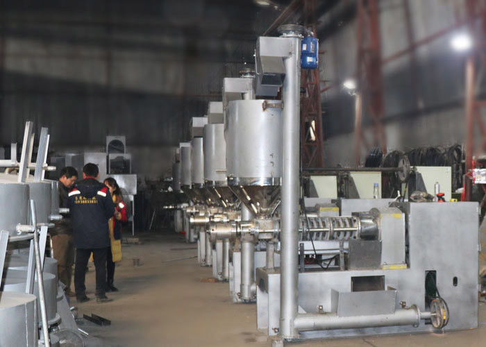 Spindle Speed 60-100 RPM Soybean Oil Extraction Machine For Benefit Of Buyers