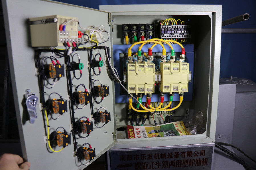 Spindle Speed 60-100 RPM Soybean Oil Extraction Machine For Benefit Of Buyers