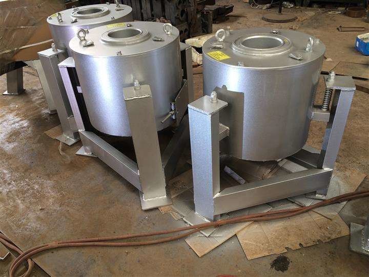 Small Vertical Oil Filtration Equipment , High Efficiency Deep Fryer Filter Machine