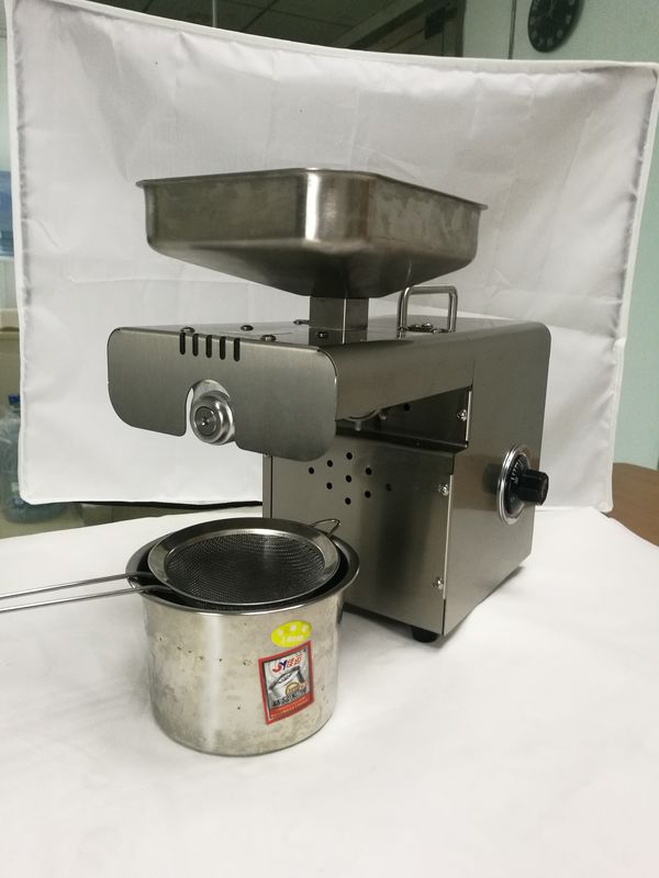 household small capacity screw oil press machine with new type for sesame