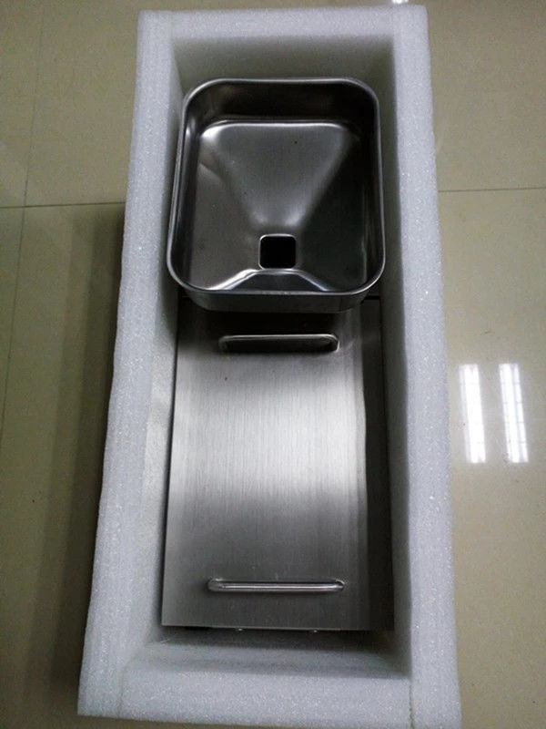 Screw Oil Pressing Groundnut Oil Making Machine 220V Voltage 12 Kg Weight