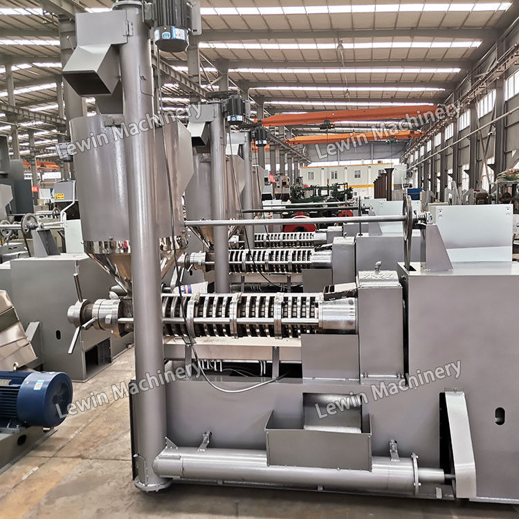 2700m 100r/Min Multi Stage 37kw Screw Oil Press Machine