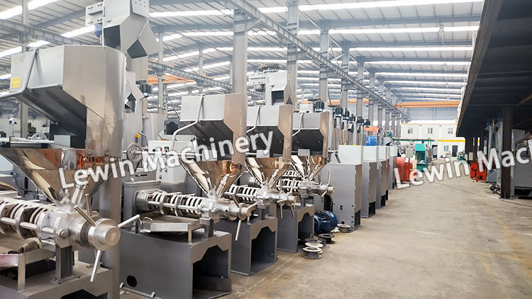 Straight Squeezer Screw Oil Press Machine With Vacuum Filter System