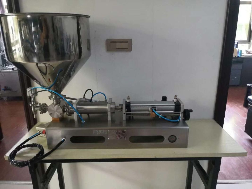 100ml Bottle Automatic Liquid Filling Machine Linear Type For Beer